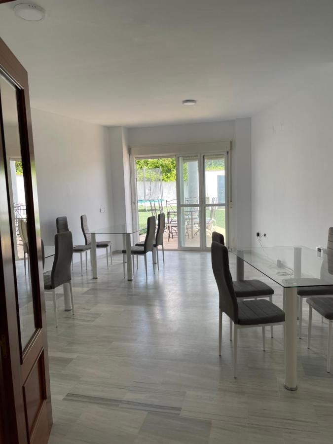Exclusivo Chalet Sevilla. ¡Jardin & Cocina! Alcalá de Guadaira Exterior photo